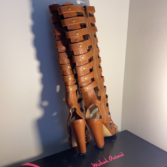 Kiniko cognac uptown knees gladiator sandals. - Picture 3 of 7